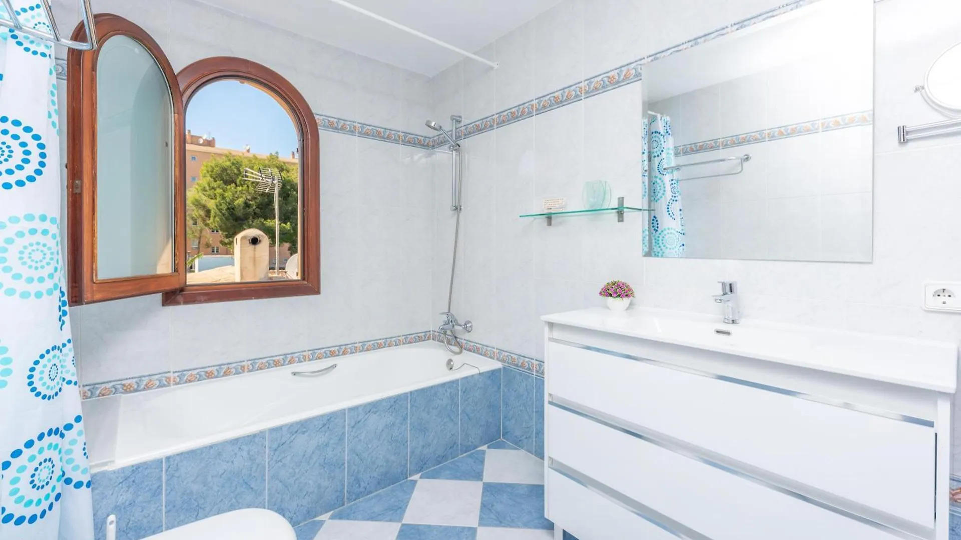 Villa Magdalena Gomila Marimon -Llac Blau- Port de Alcudia